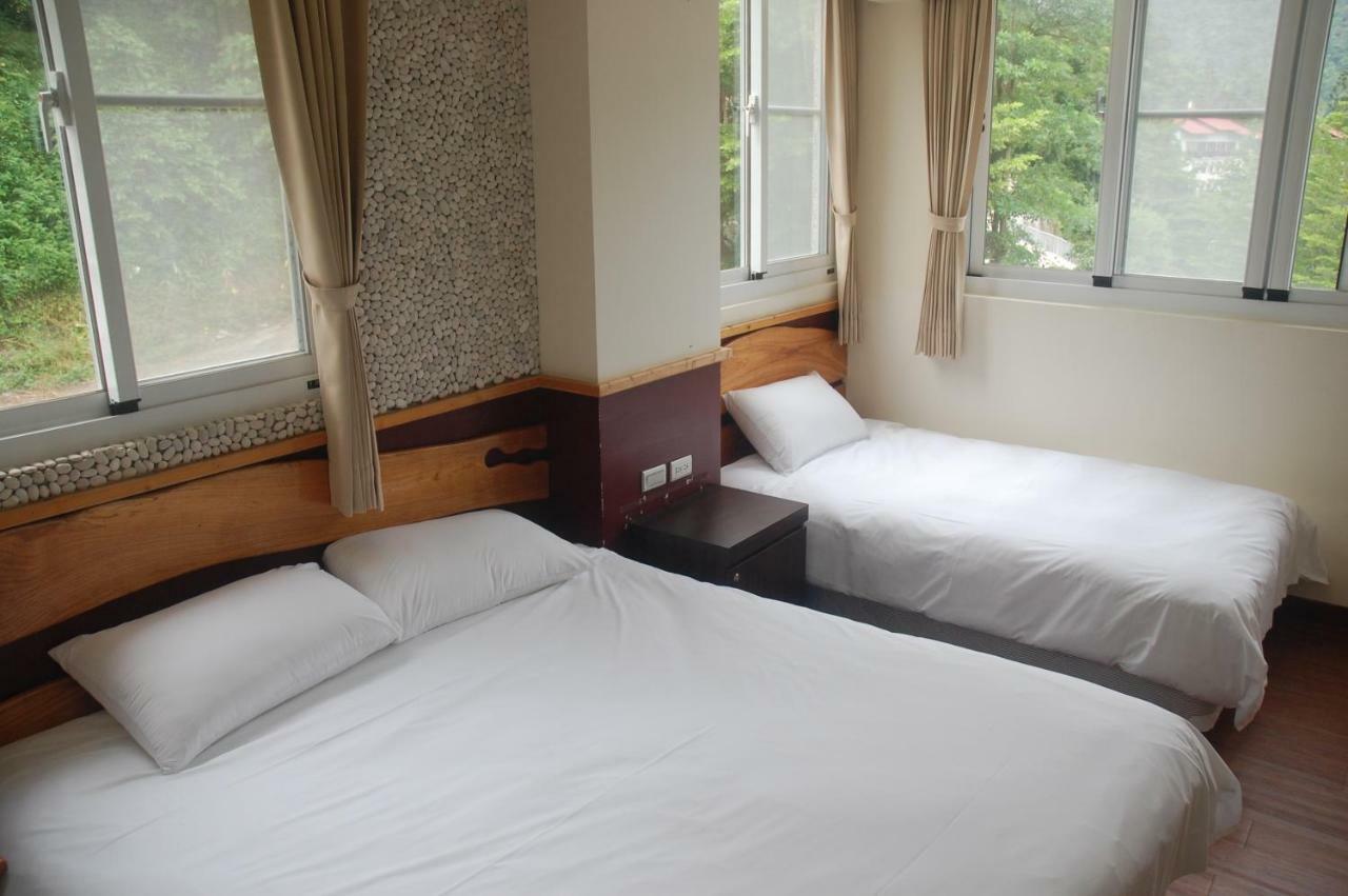 Chihpen Lucky Hot Spring B&B Wenquan エクステリア 写真
